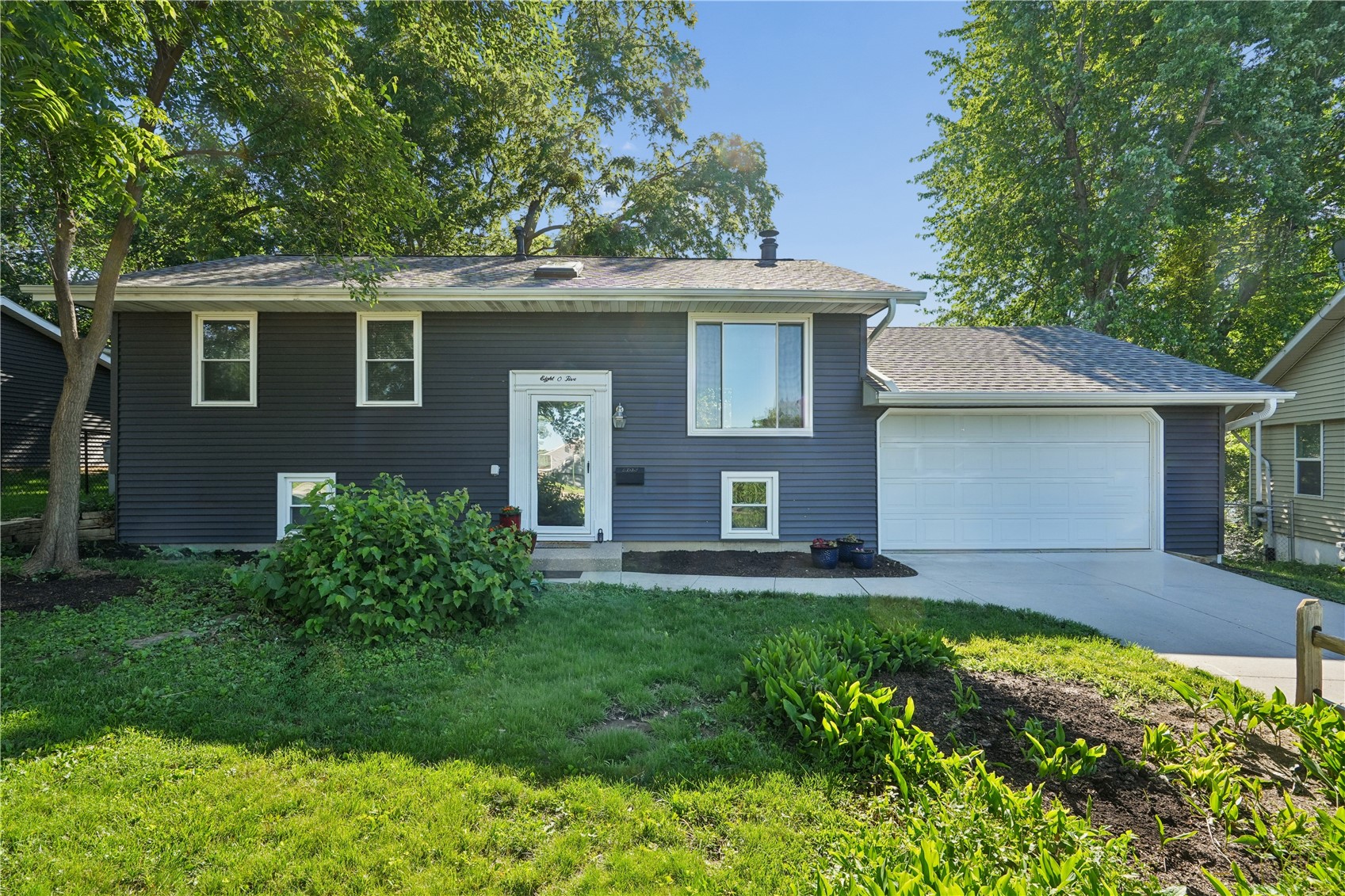 805 Pawnee Drive NW Cedar Rapids IA 52405