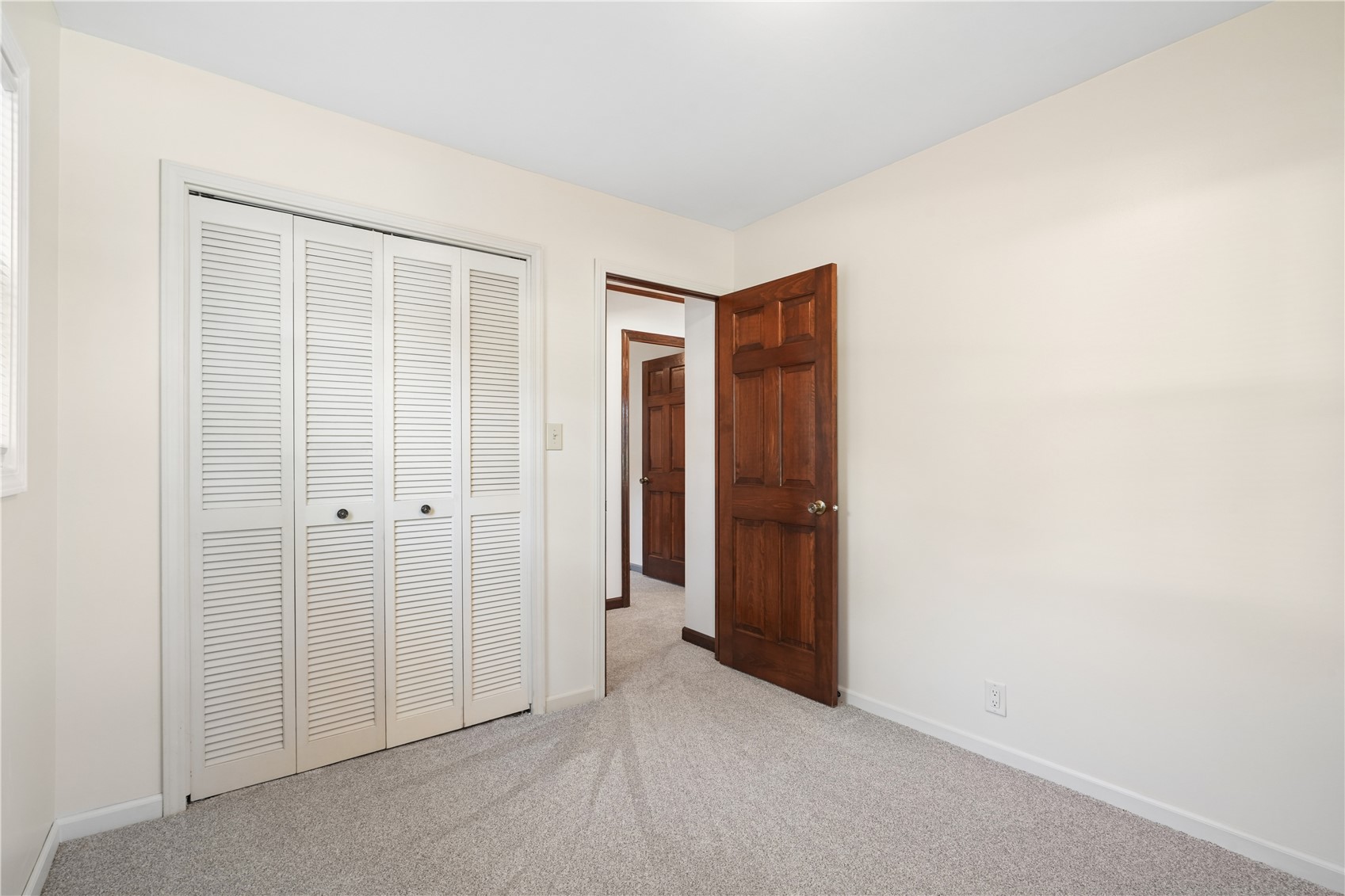 805 Pawnee Drive NW Cedar Rapids IA 52405