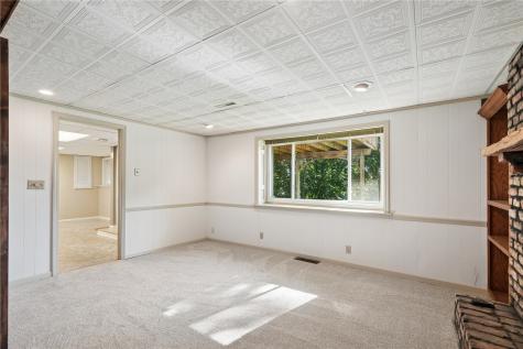 805 Pawnee Drive NW Cedar Rapids IA 52405