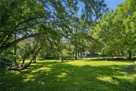 805 Pawnee Drive NW Cedar Rapids IA 52405