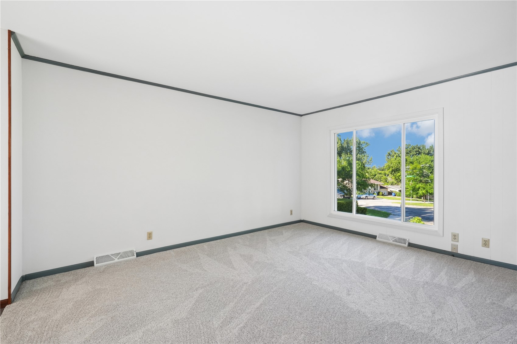 805 Pawnee Drive NW Cedar Rapids IA 52405