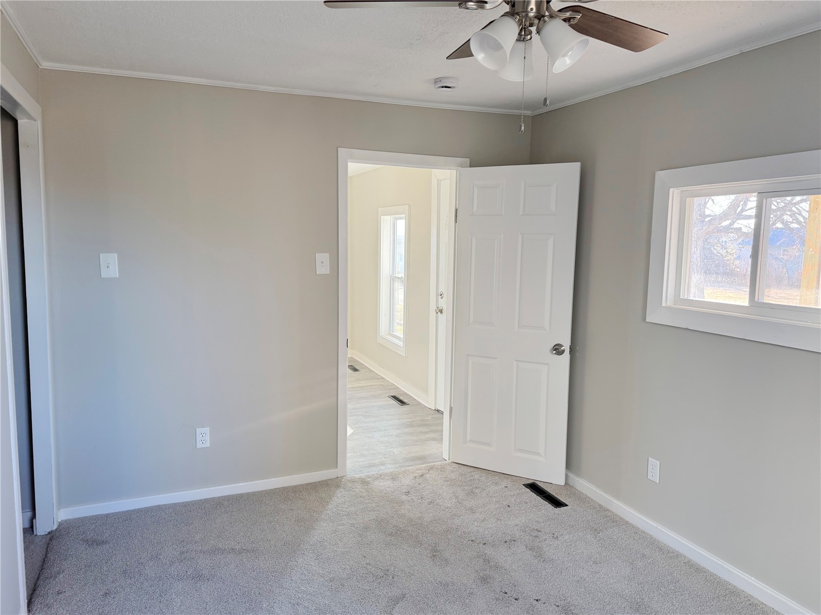 1405 7th Avenue Belle Plaine IA 52208