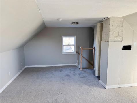 1405 7th Avenue Belle Plaine IA 52208