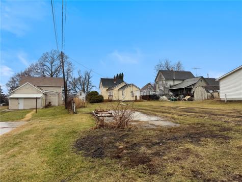 1405 7TH Avenue Belle Plaine IA 52208