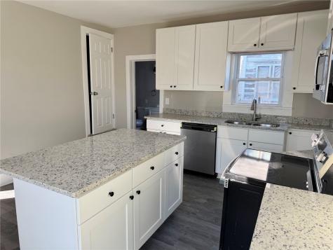 1405 7th Avenue Belle Plaine IA 52208