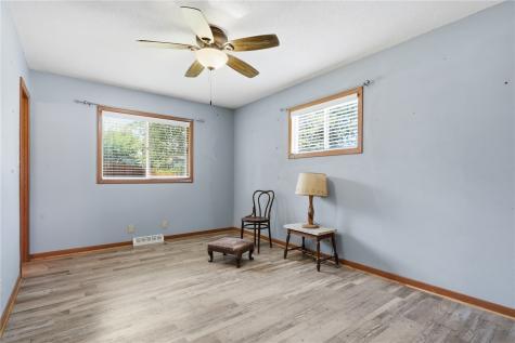 5101 1st Avenue SW Cedar Rapids IA 52404