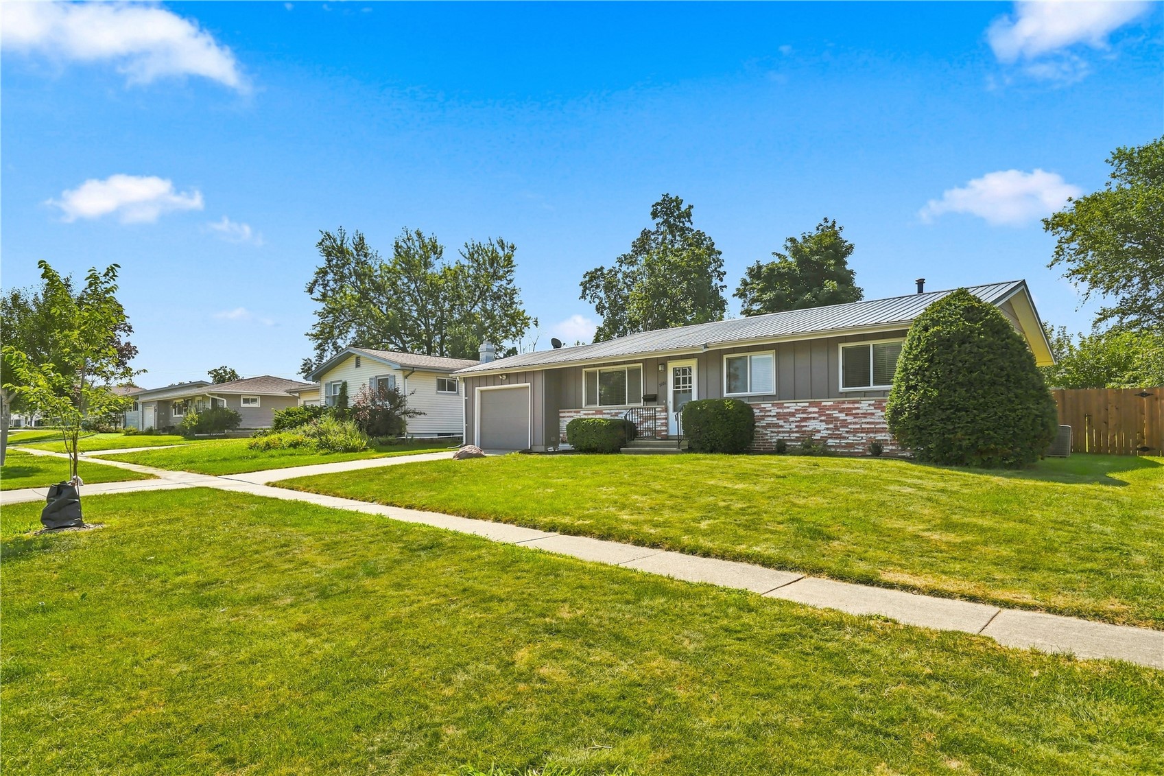 5101 1st Avenue SW Cedar Rapids IA 52404