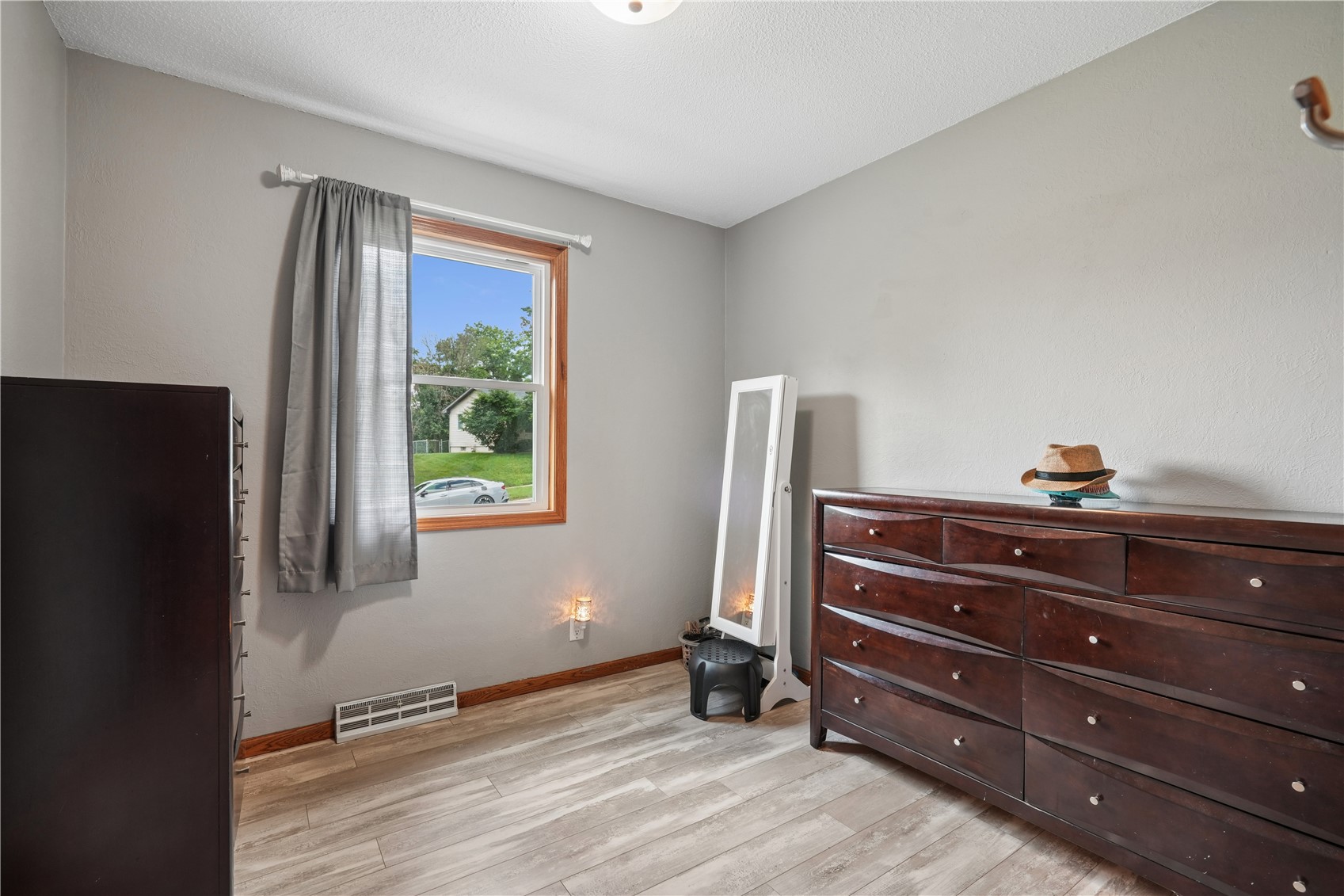1633 23rd Street NW Cedar Rapids IA 52405