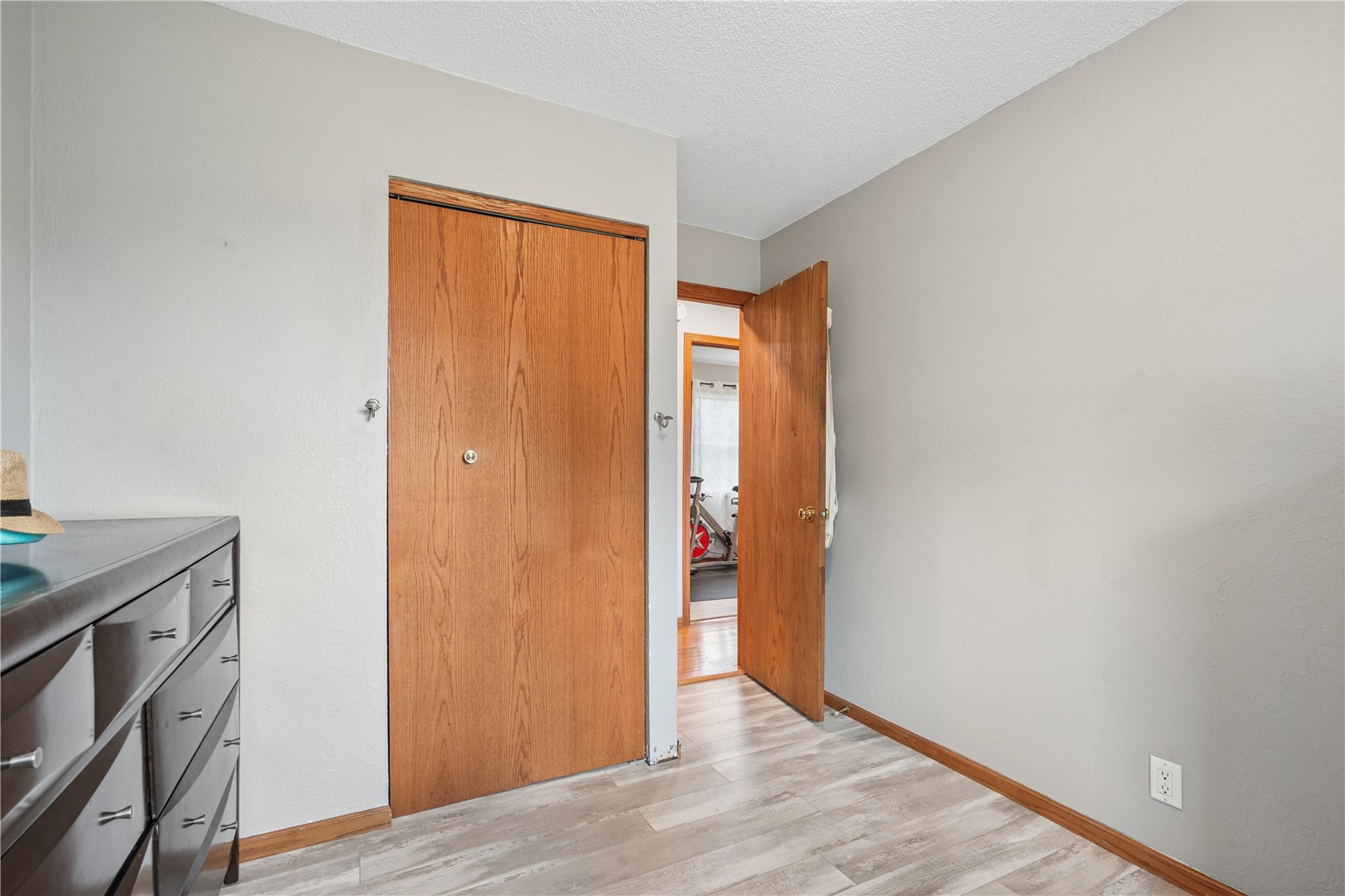 1633 23rd Street NW Cedar Rapids IA 52405