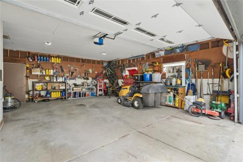 6220 High Country Drive NE Cedar Rapids IA 52411