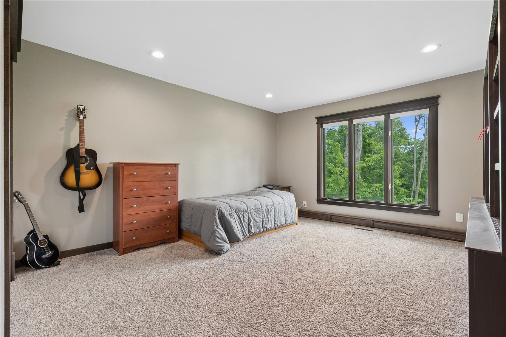 6220 High Country Drive NE Cedar Rapids IA 52411