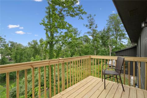 6220 High Country Drive NE Cedar Rapids IA 52411