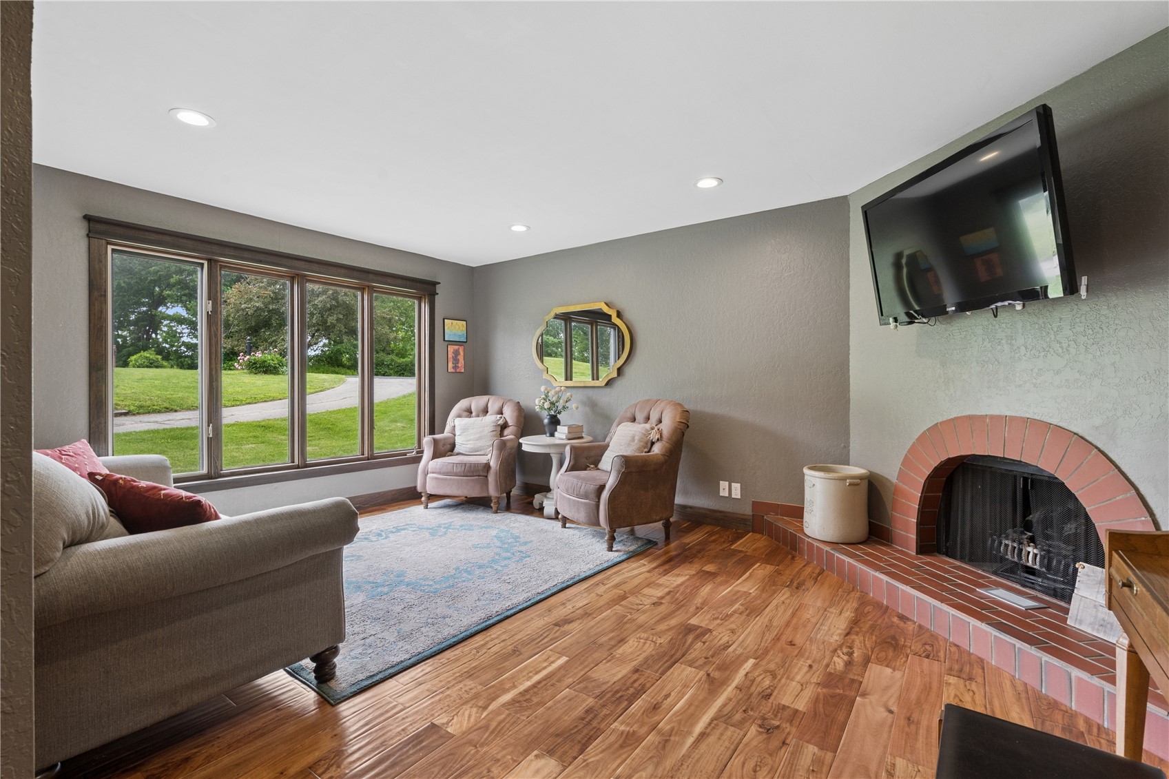 6220 High Country Drive NE Cedar Rapids IA 52411