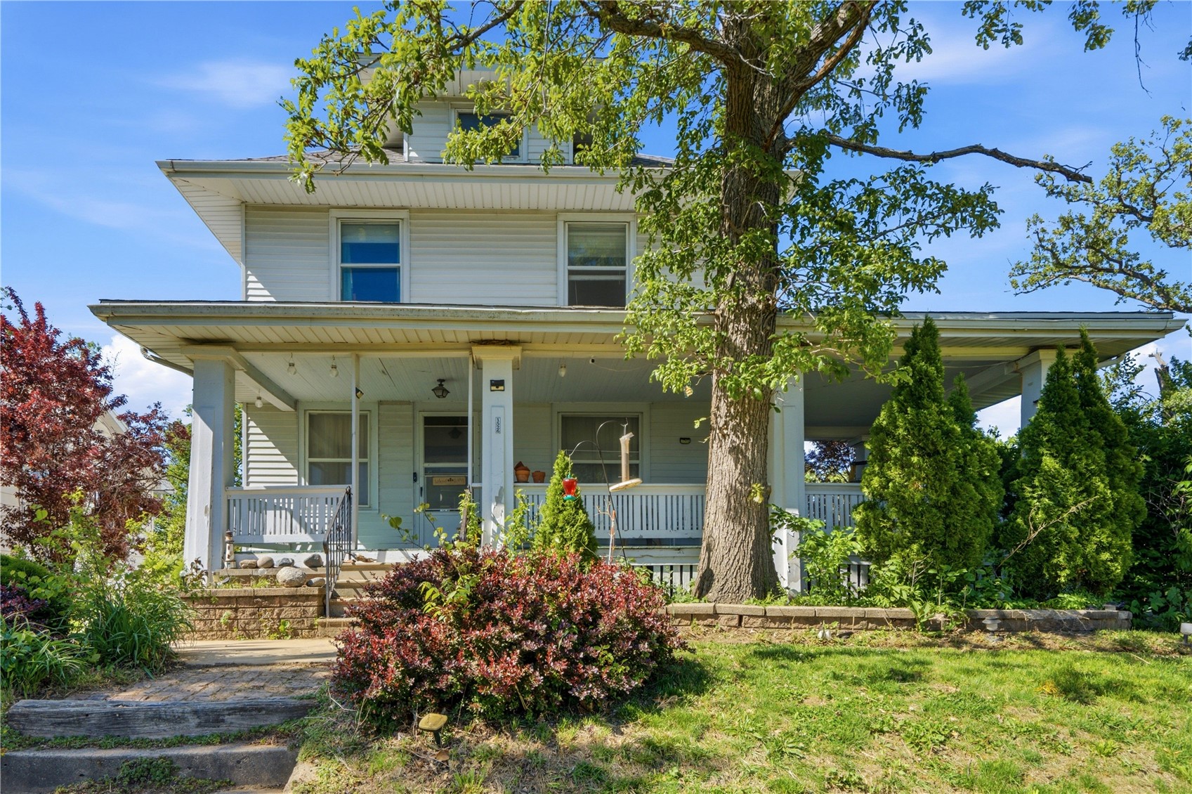 1526 C Avenue NW Cedar Rapids IA 52405