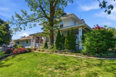 1526 C Avenue NW Cedar Rapids IA 52405
