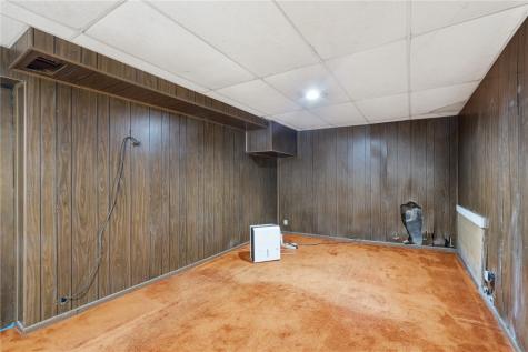 1526 C Avenue NW Cedar Rapids IA 52405