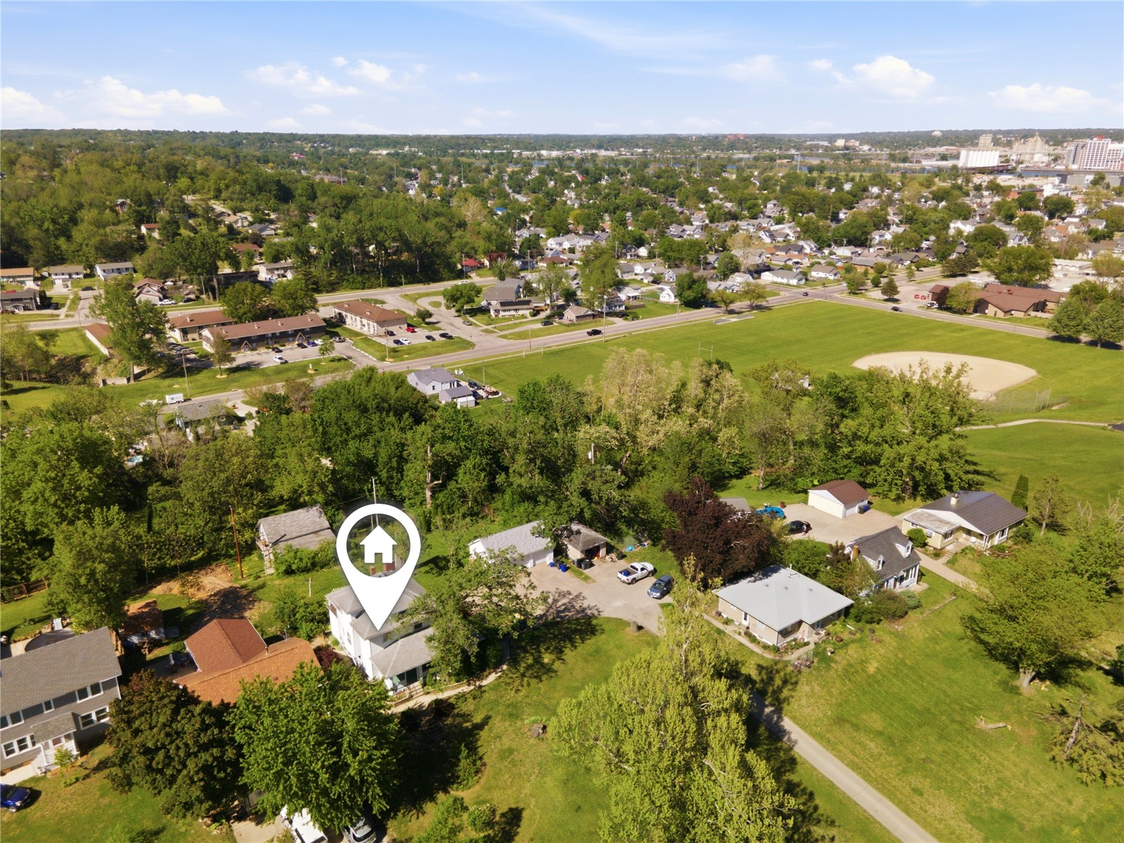 1526 C Avenue NW Cedar Rapids IA 52405