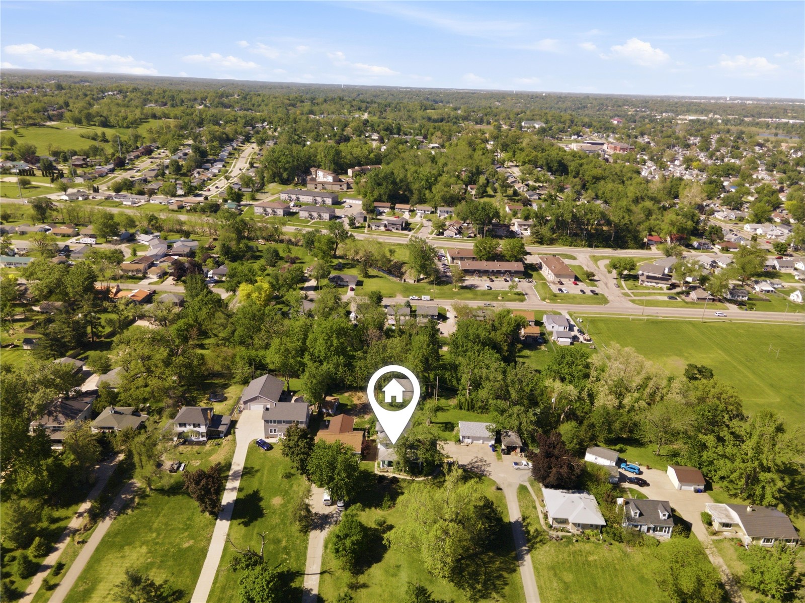 1526 C Avenue NW Cedar Rapids IA 52405