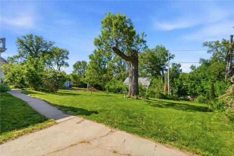 1526 C Avenue NW Cedar Rapids IA 52405