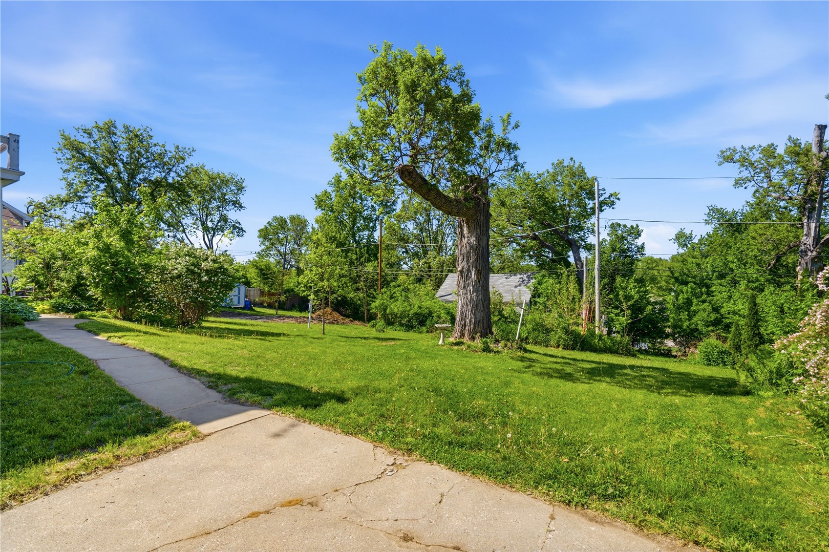 1526 C Avenue NW Cedar Rapids IA 52405