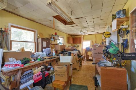 920 Commercial Street Central City IA 52214