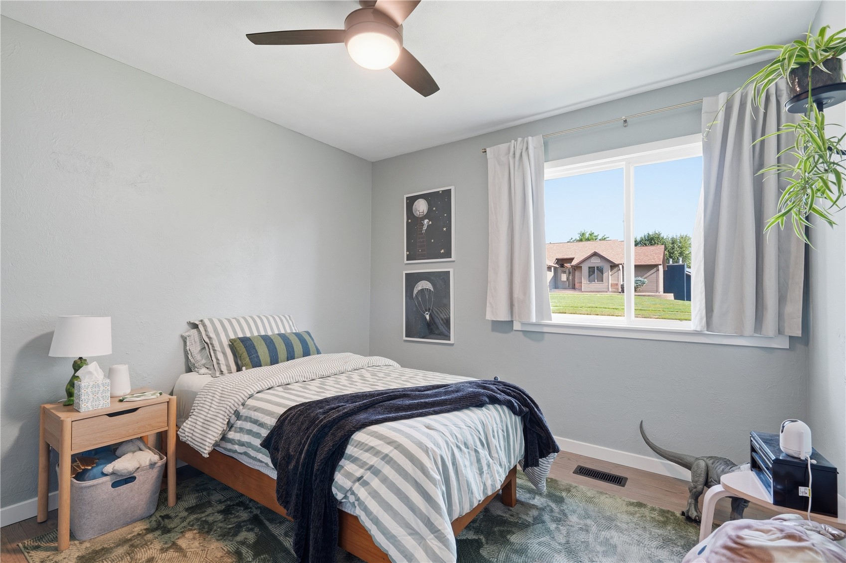 1925 Hidden Hollow Lane NW Cedar Rapids IA 52405