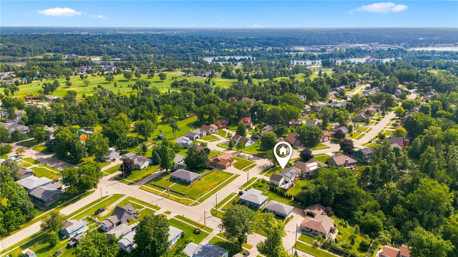 1925 Hidden Hollow Lane NW Cedar Rapids IA 52405