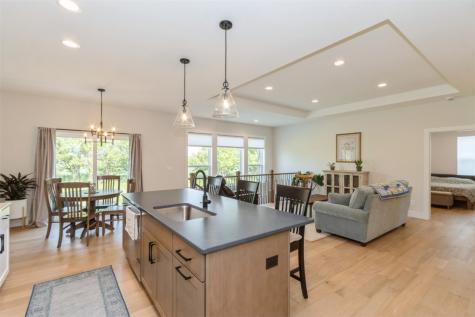 344 Candlestick Drive NE Mt Vernon IA 52314