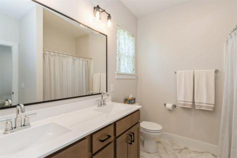 344 Candlestick Drive NE Mt Vernon IA 52314