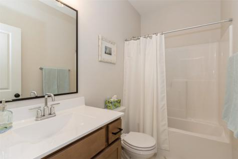 344 Candlestick Drive NE Mt Vernon IA 52314