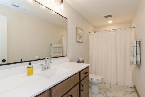 344 Candlestick Drive NE Mt Vernon IA 52314