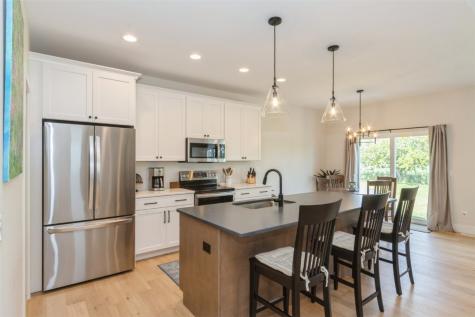 344 Candlestick Drive NE Mt Vernon IA 52314