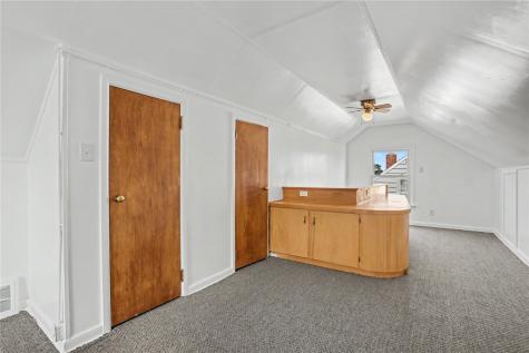 812 16th Avenue SW Cedar Rapids IA 52404