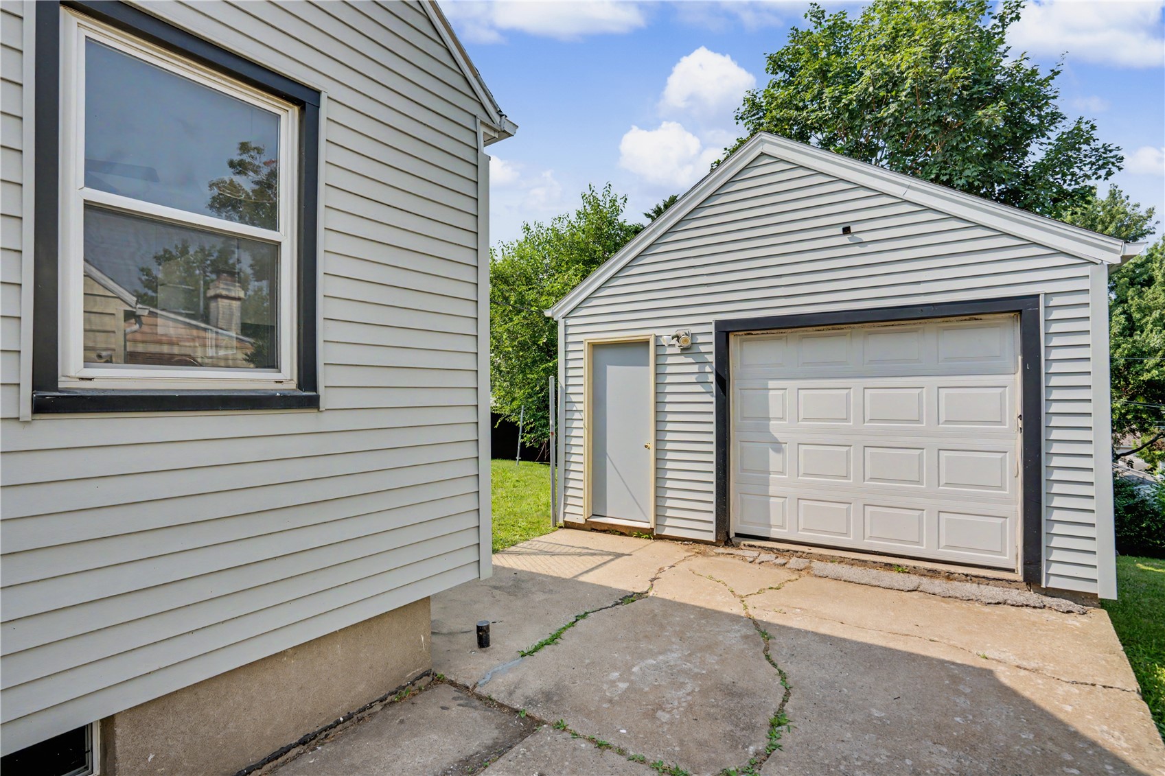 812 16th Avenue SW Cedar Rapids IA 52404