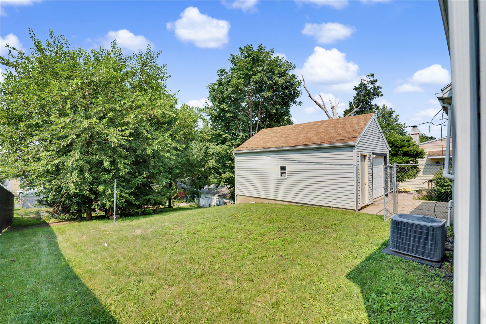 812 16th Avenue SW Cedar Rapids IA 52404