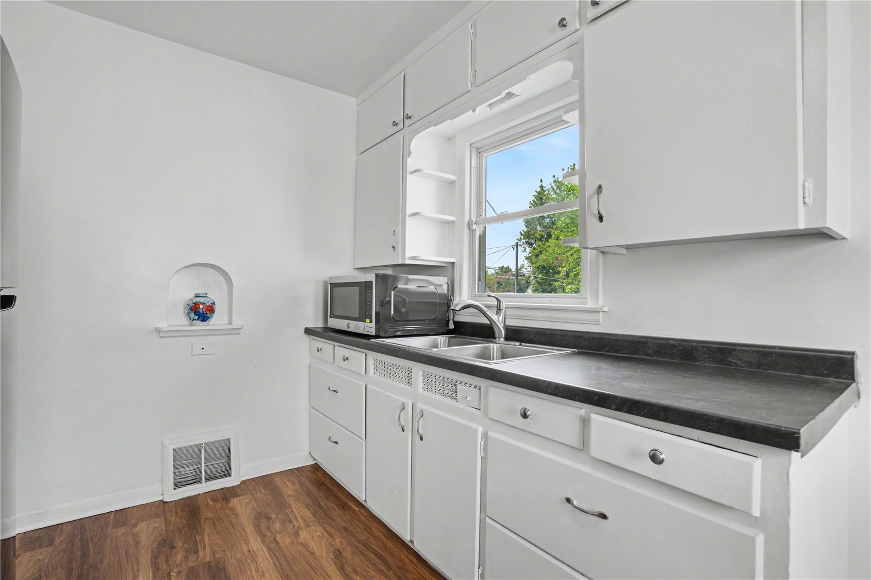 812 16th Avenue SW Cedar Rapids IA 52404