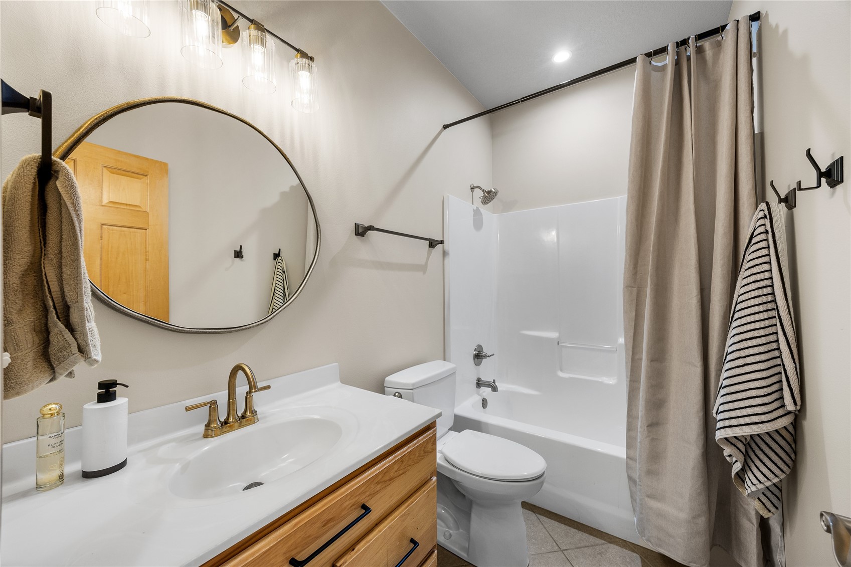 2890 Twinleaf Road Cedar Rapids IA 52411