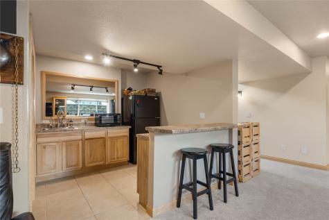 2890 Twinleaf Road Cedar Rapids IA 52411