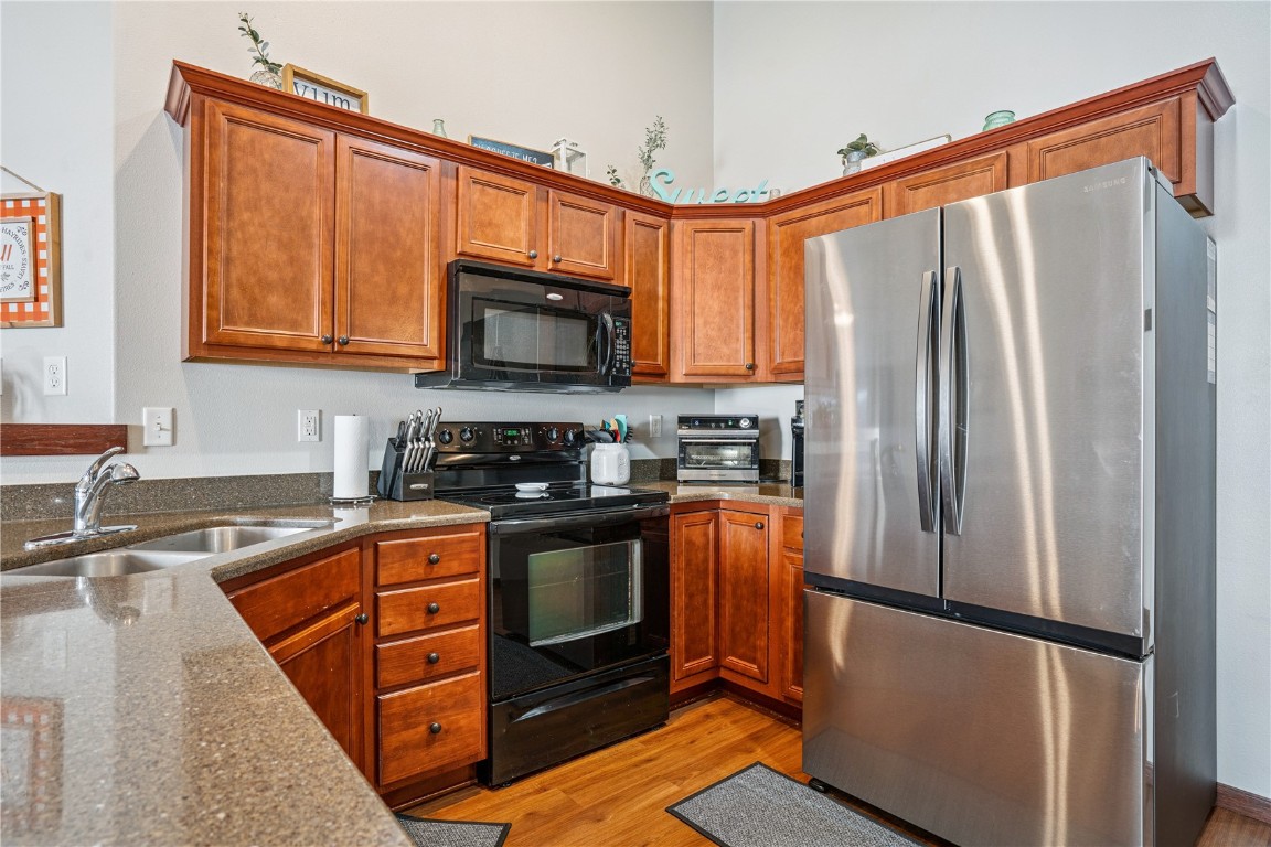 142 Brighton Circle SW Cedar Rapids IA 52404