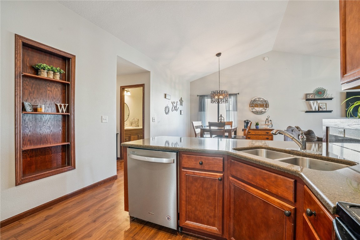 142 Brighton Circle SW Cedar Rapids IA 52404