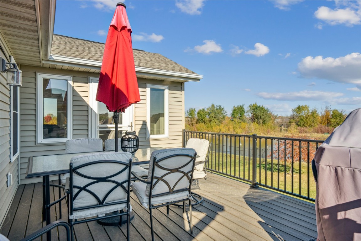 142 Brighton Circle SW Cedar Rapids IA 52404