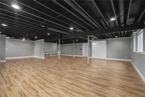 184 Battle Creek Drive Marion IA 52302