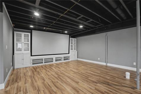 184 Battle Creek Drive Marion IA 52302