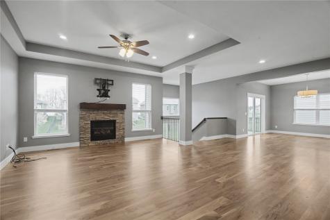 184 Battle Creek Drive Marion IA 52302