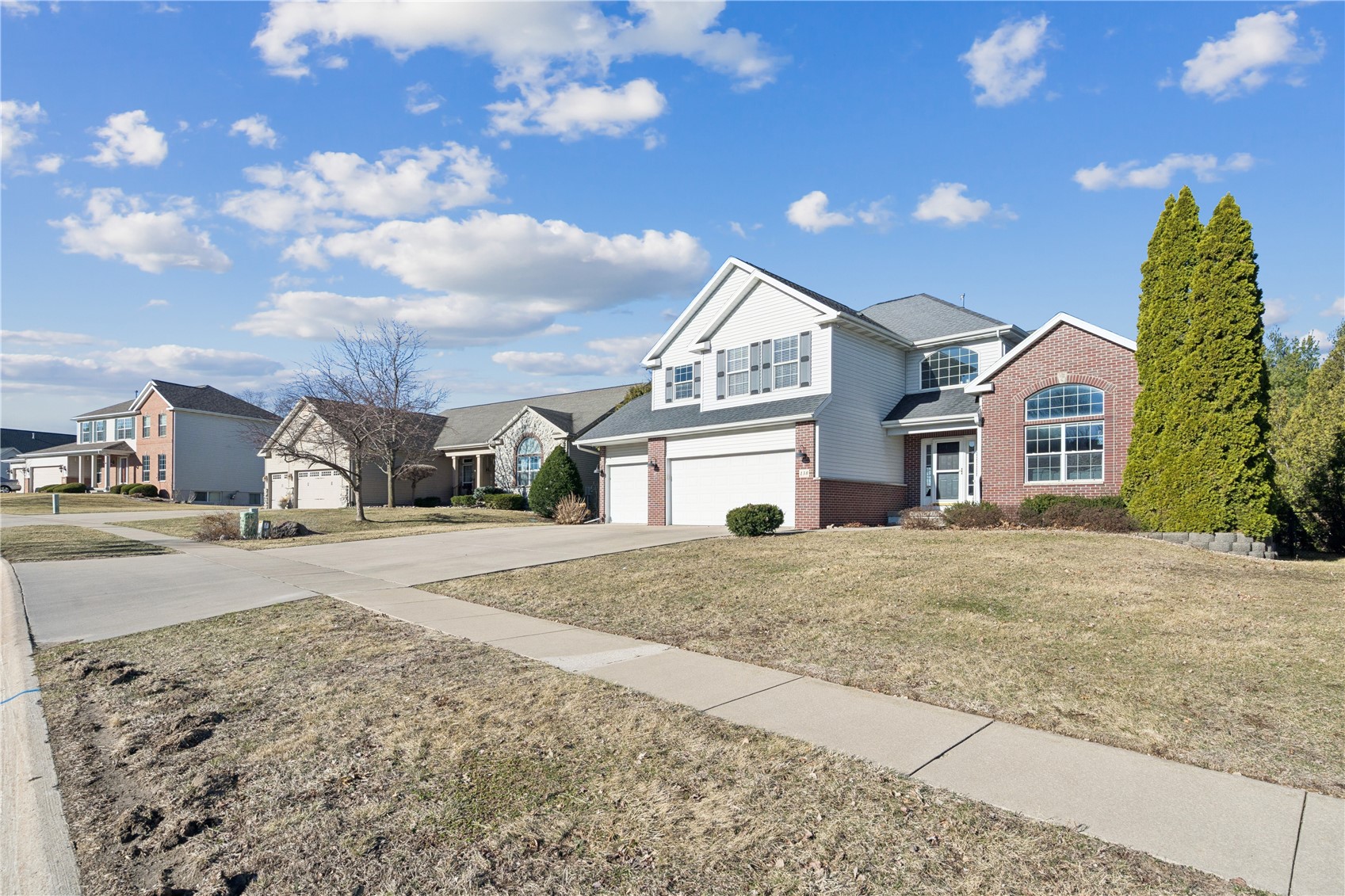 138 Autumn Woods Drive NW Cedar Rapids IA 52405