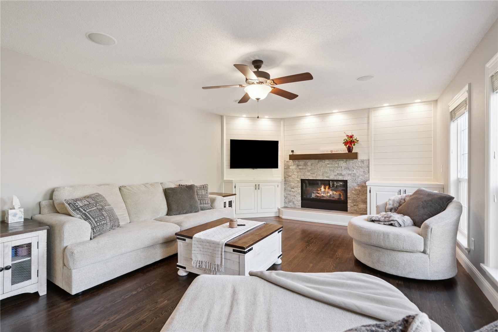 138 Autumn Woods Drive NW Cedar Rapids IA 52405
