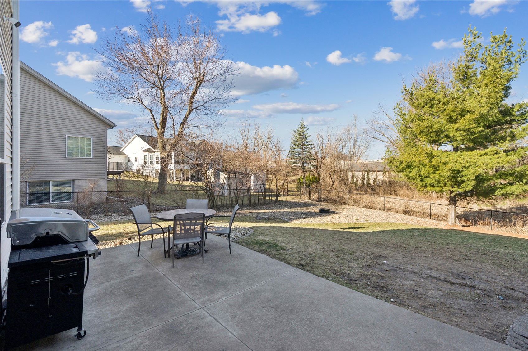 138 Autumn Woods Drive NW Cedar Rapids IA 52405