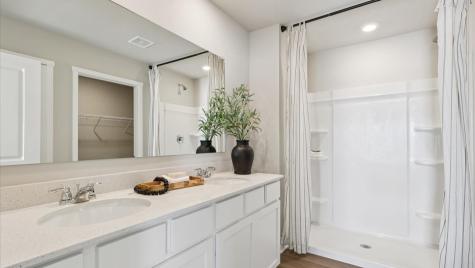 2783 Cecelia Drive Hiawatha IA 52233
