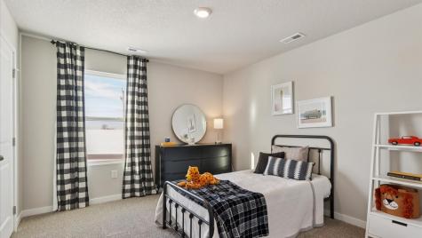 2783 Cecelia Drive Hiawatha IA 52233