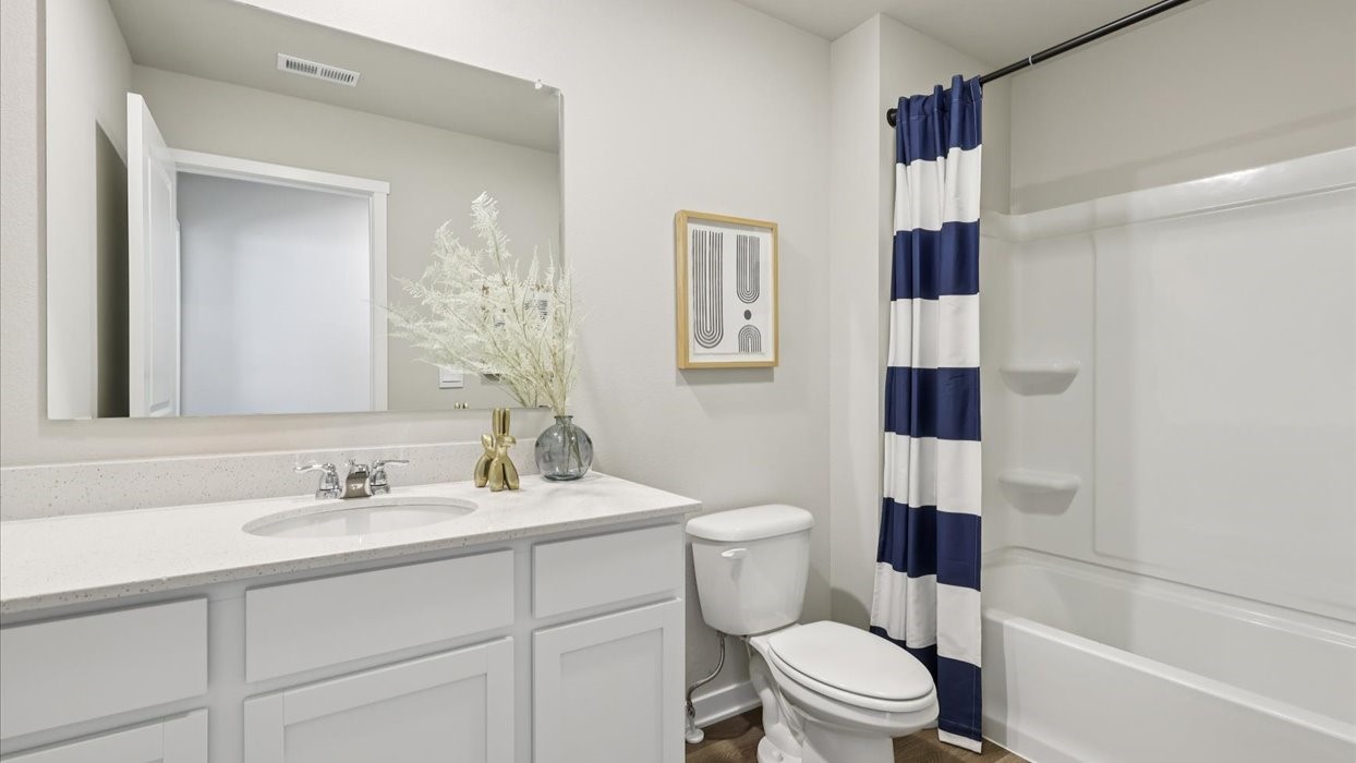 2783 Cecelia Drive Hiawatha IA 52233